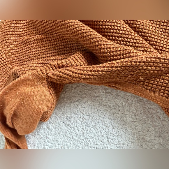 Lululemon knit sweater - Picture 10 of 16